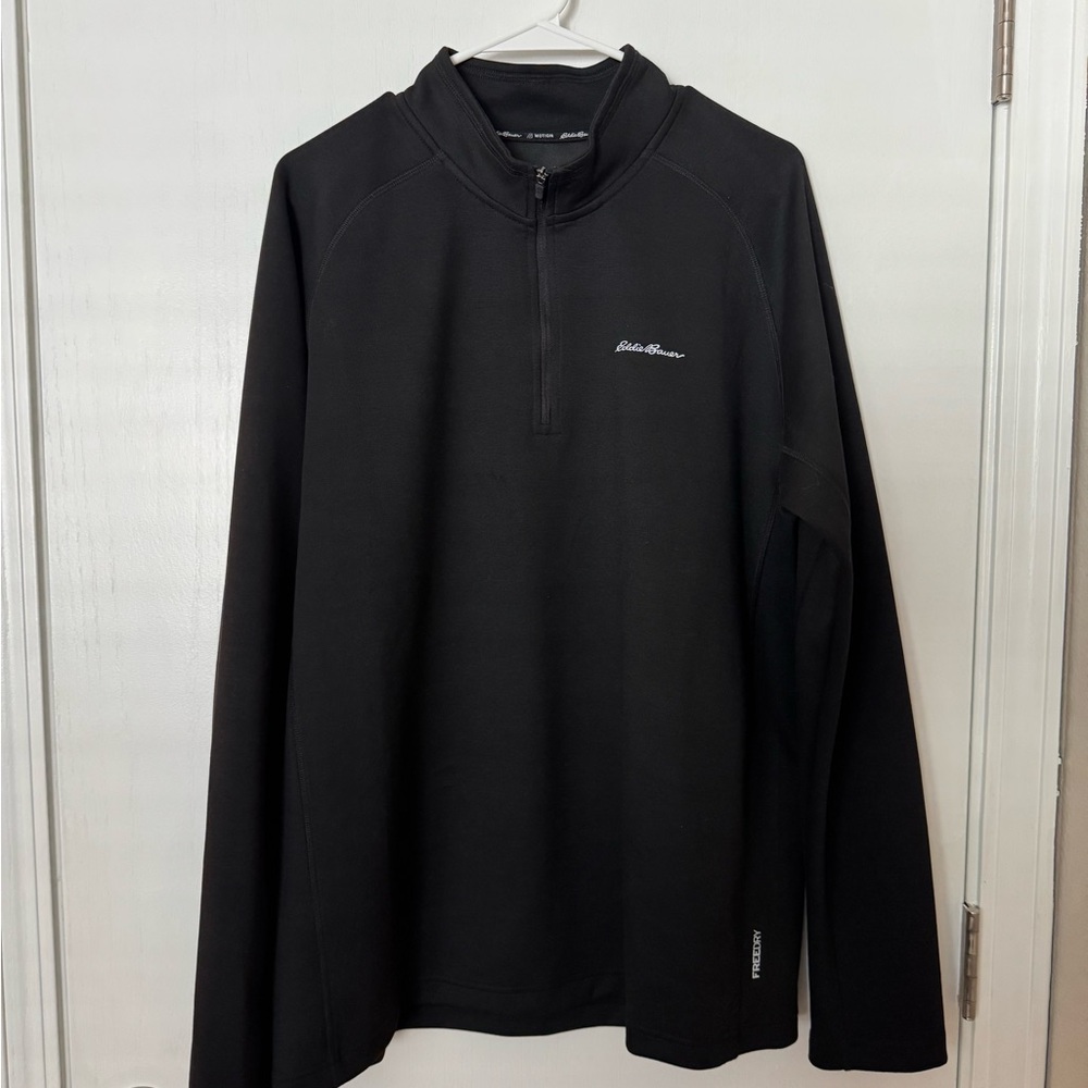 Eddie Bauer Black Motion Pullover